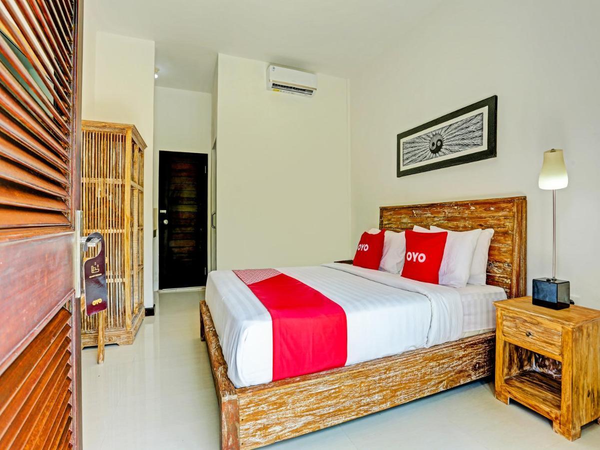 Oyo 91123 Madhava 108 Hotel Ungasan  Ngoại thất bức ảnh
