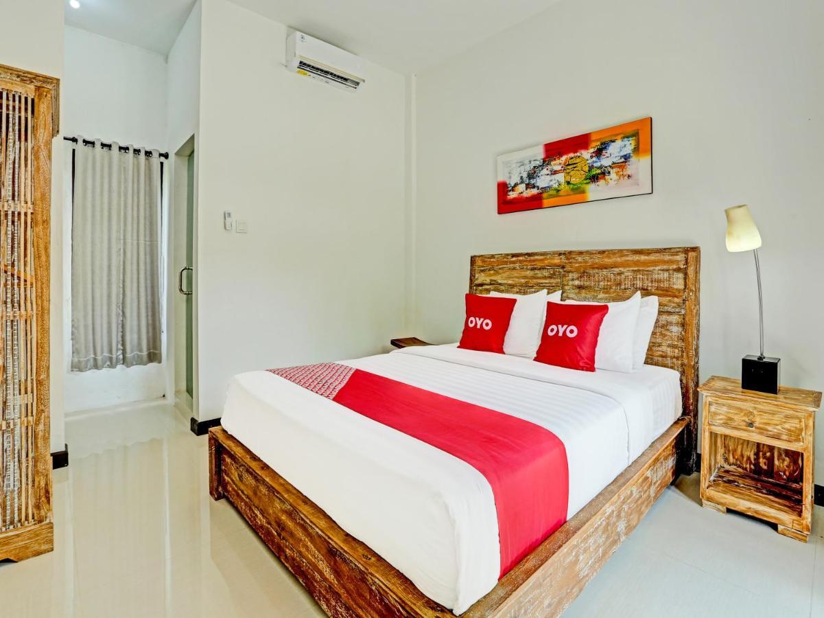 Oyo 91123 Madhava 108 Hotel Ungasan  Ngoại thất bức ảnh